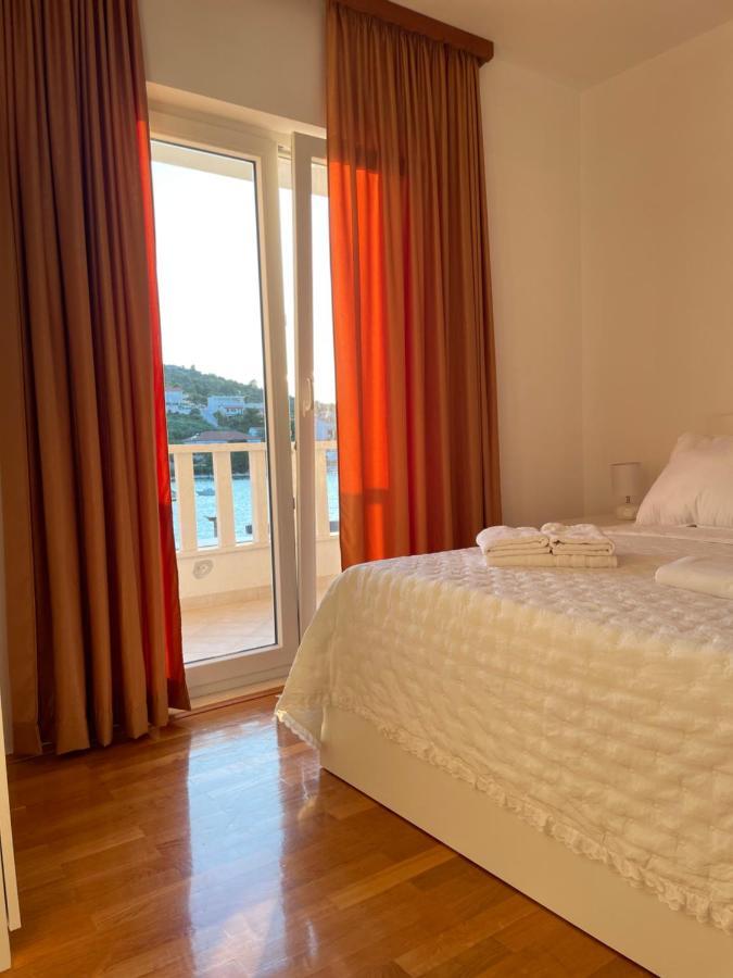 Villa Antoni Razanj Luaran gambar